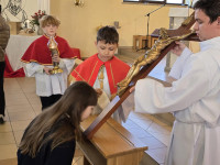 Wielki Piątek - Liturgia Męki Pańskiej