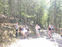 Pielgrzymka dzieci pierwszokomunijnych z rodzicami do Barda