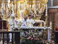 Pielgrzymka dzieci pierwszokomunijnych z rodzicami do Barda